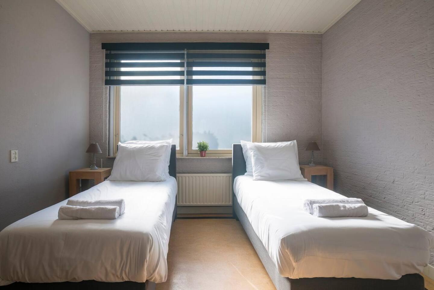 Xxl House With Free Parking & 3 Bedrooms 튈뷔르흐 외부 사진